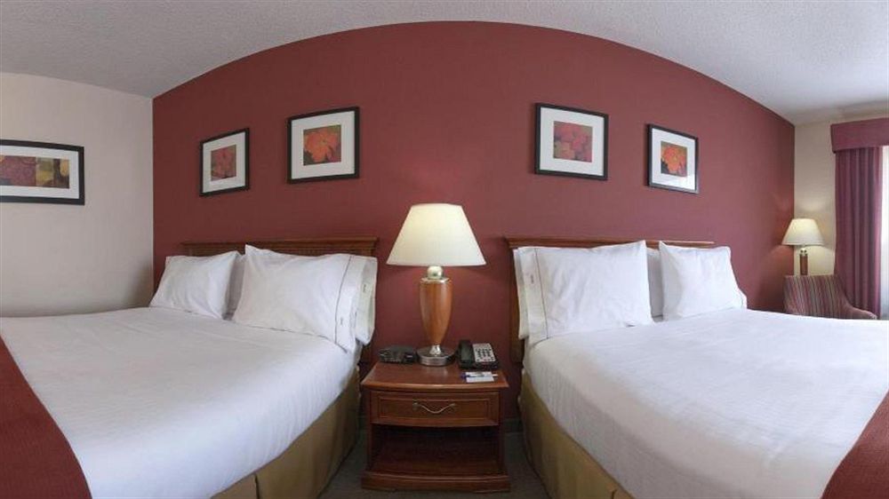 Holiday Inn Express Hotel & Suites Manchester Conference Center By Ihg Экстерьер фото